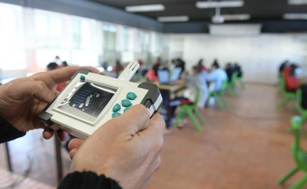 Los primeros medidores de CO2 empiezan a llegar hoy a las aulas de Castilla y León