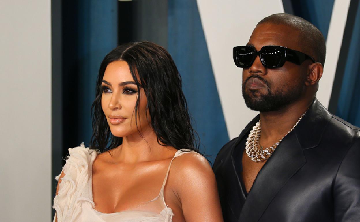 Kim Kardashian y el rapero Kanye West. 