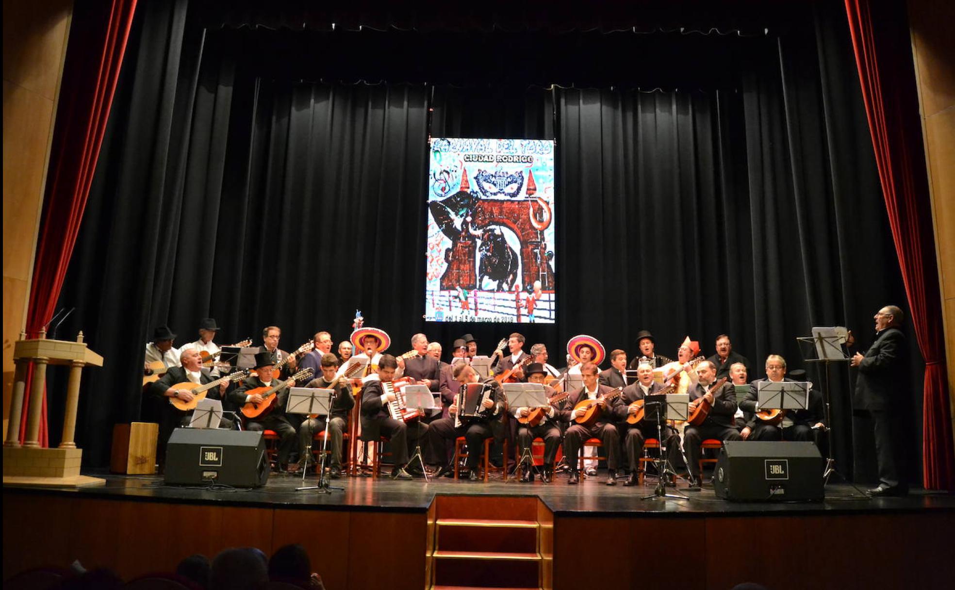 Presentación de las coplas en el Teatro Nuevo en el año 2019. 