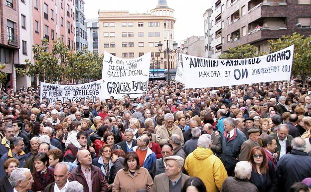 Concentración de apoyo a Ismael Álvarez