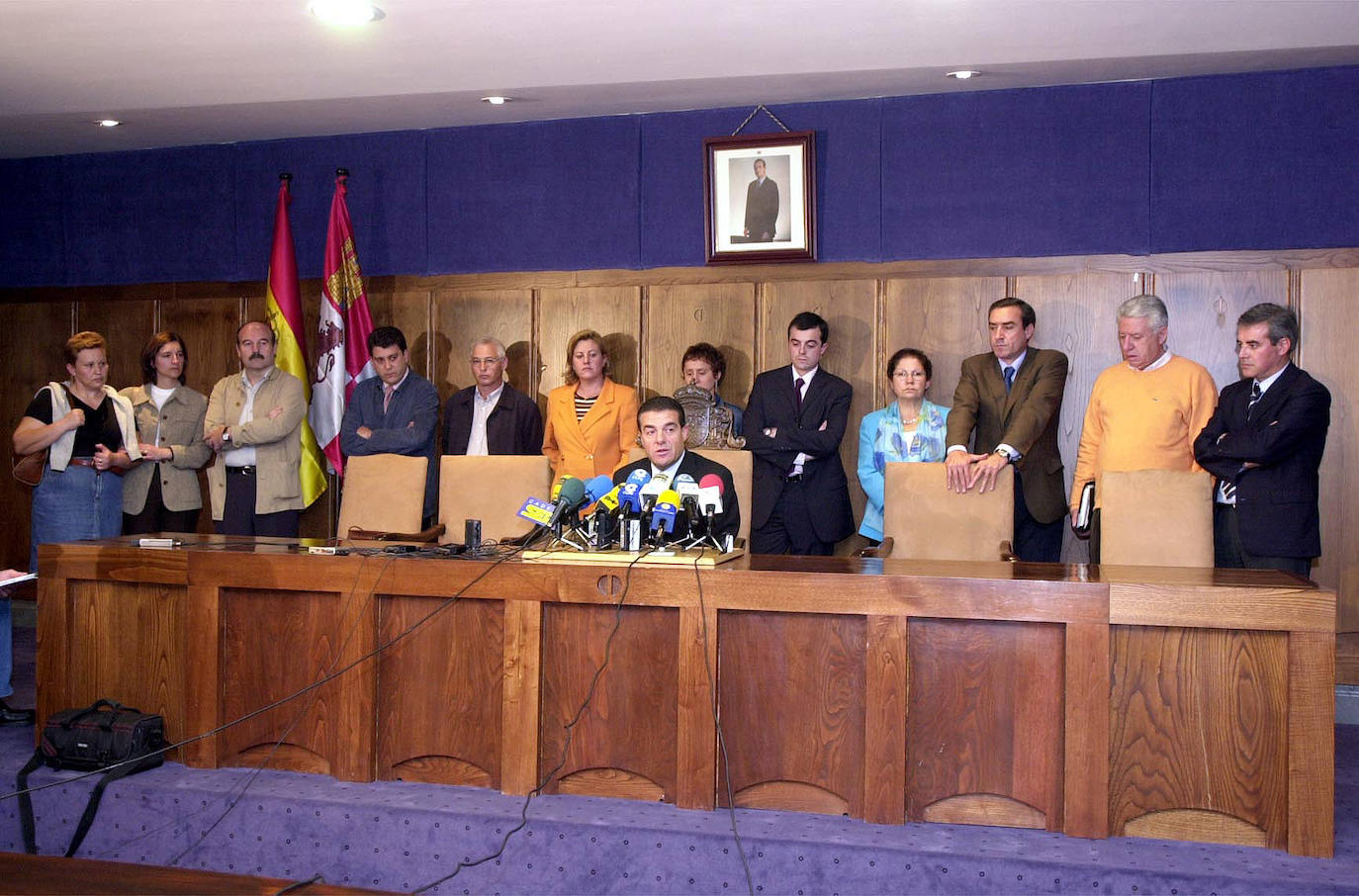 Repaso fotográfico por la trayectoria de Ismael Álvarez, desde la entrada de Nevenka Fernández al equipo de gobierno hasta sus últimas horas en política con IAP. 