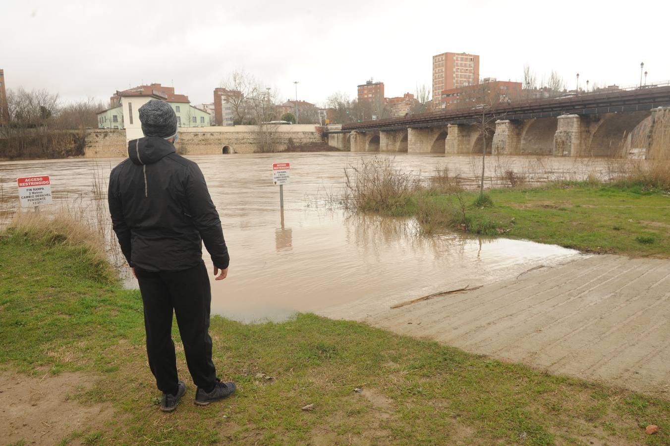Fotos: Aumenta el caudal de Pisuerga a su paso por Valladolid