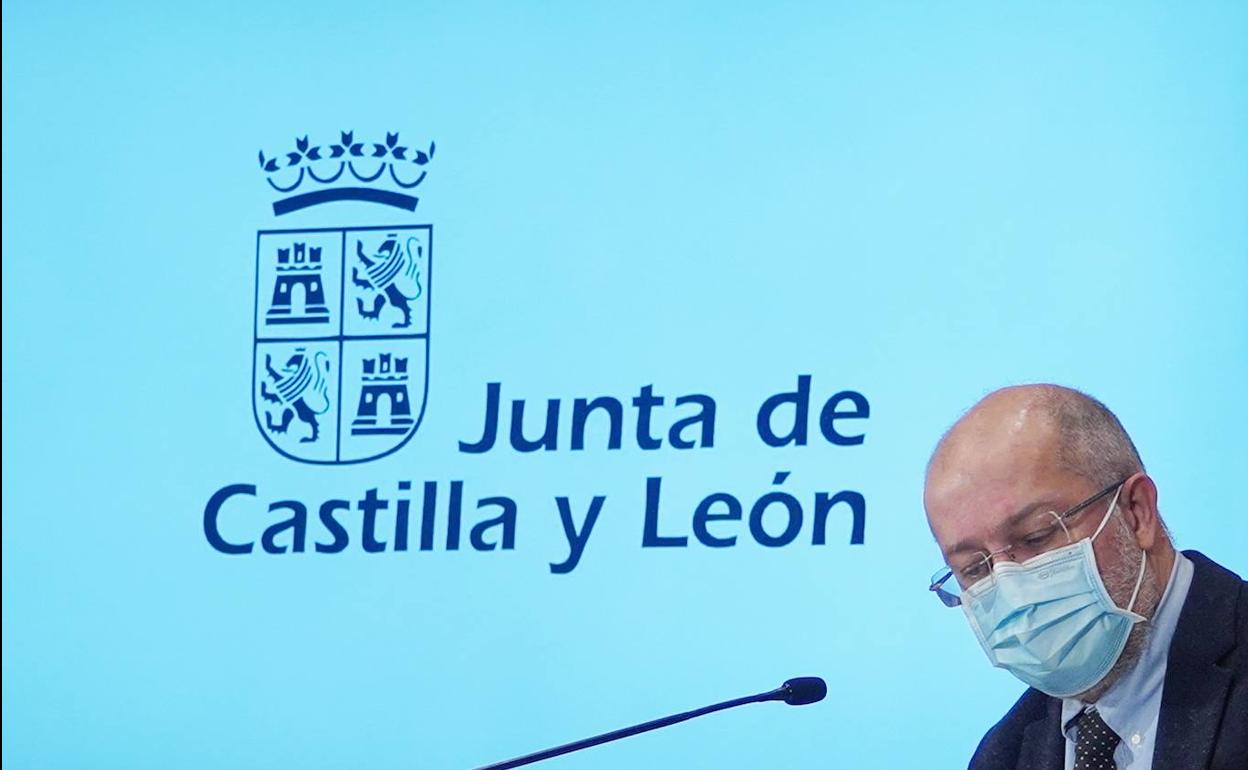 Francisco Igea, vicepresidente de la Junta, durante la rueda de prensa. 