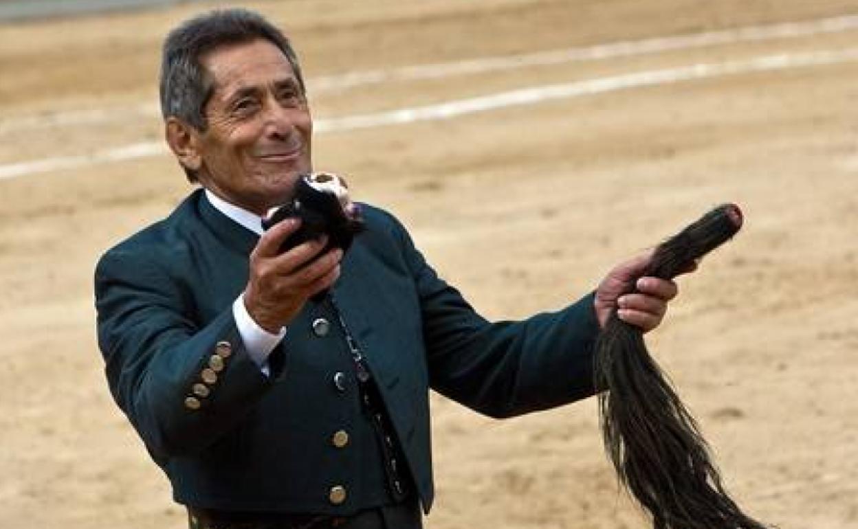 Andrés Vázquez en una corrida homenaje en 2012.