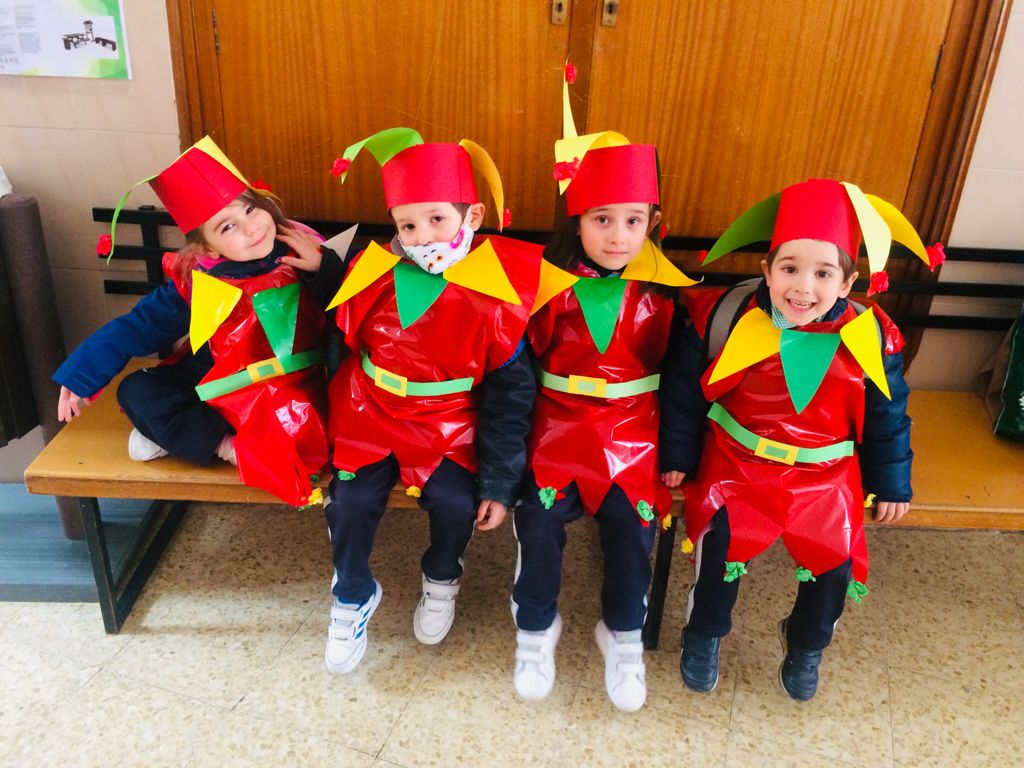 Fotos: Carnaval en el colegio Santa Teresa de Jesús de Valladolid