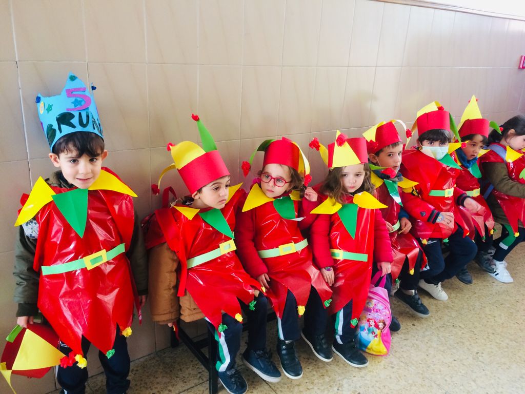 Fotos: Carnaval en el colegio Santa Teresa de Jesús de Valladolid