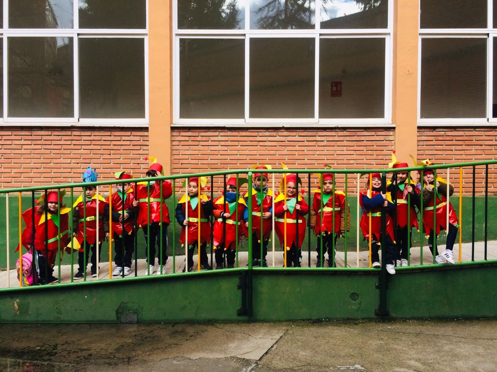 Fotos: Carnaval en el colegio Santa Teresa de Jesús de Valladolid