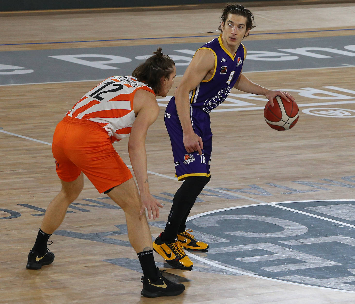 Derrota del equipo de Arturo Álvarez ante los pupilos del exentrenador morado Sergio García.