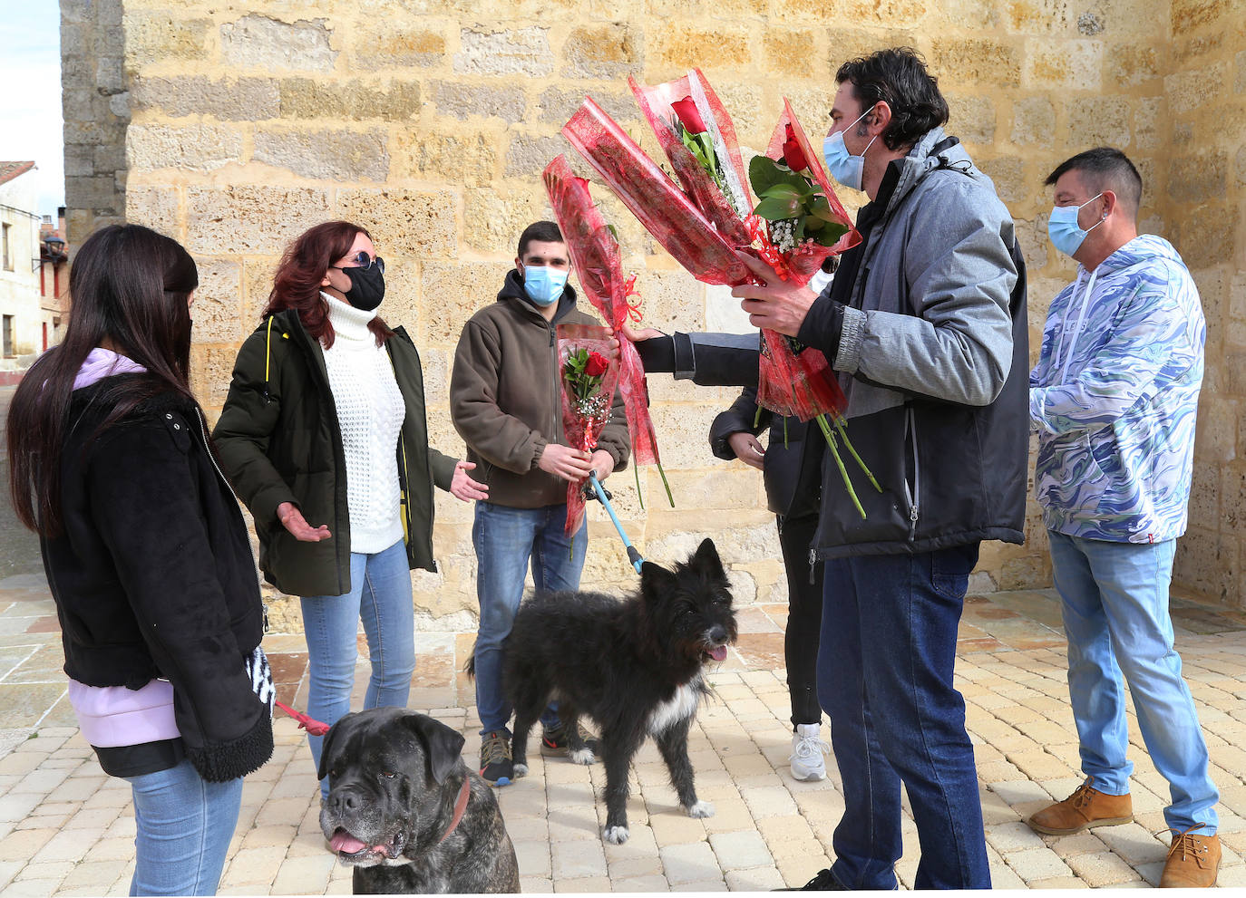 Enamorados del medio rural y reivindicando que es un buen sitio para vivir.