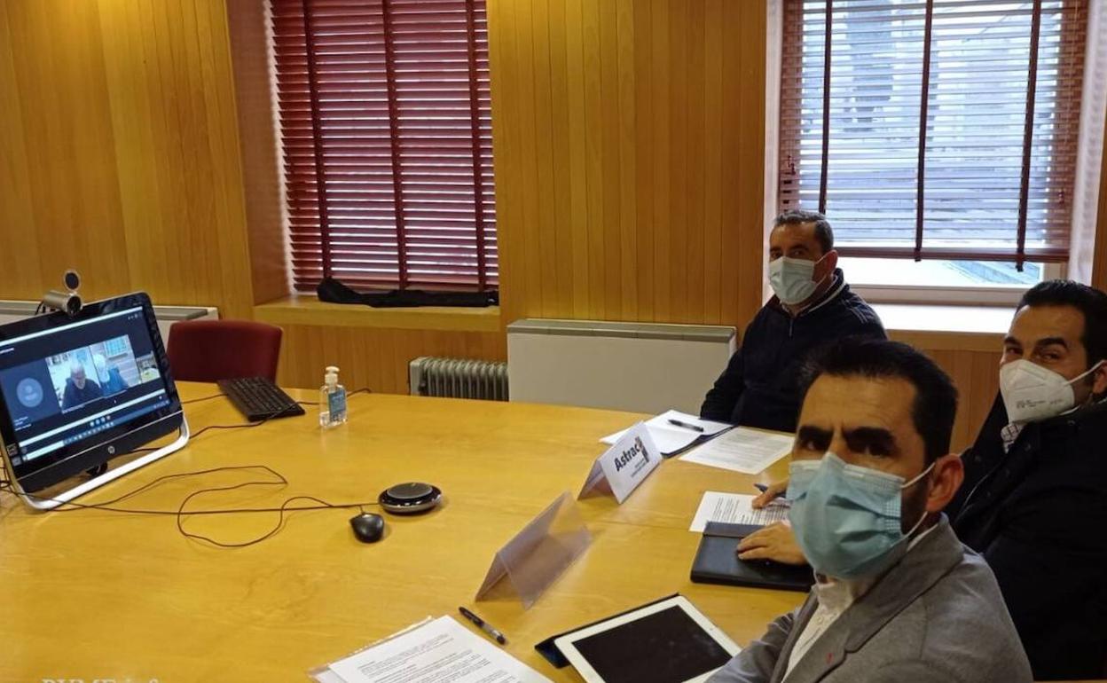Integrantes de Asociación Salmantina de Tratantes de Ganado y Cebaderos.