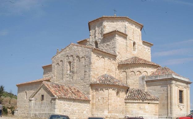 Imagen principal - Ermitas en Urueña e Íscar, junto a la iglesia de la Magdalena en Valladolid. 