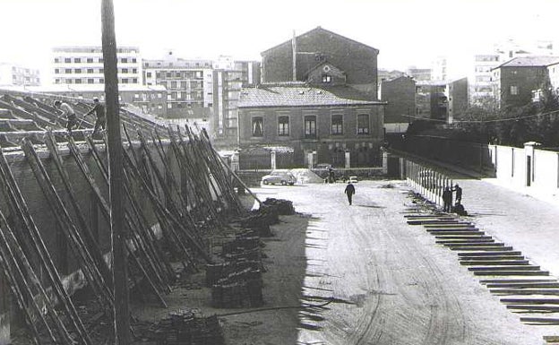 Terrenos en los que comenzaron las obras de la Estación el 4 de marzo de 1970. 