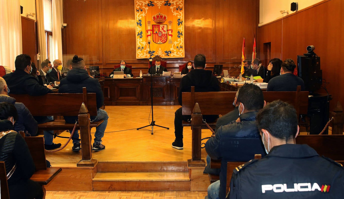 Un momento del juicio que tuvo lugar en la jornada de ayer en la Audiencia Provincial de Segovia. 