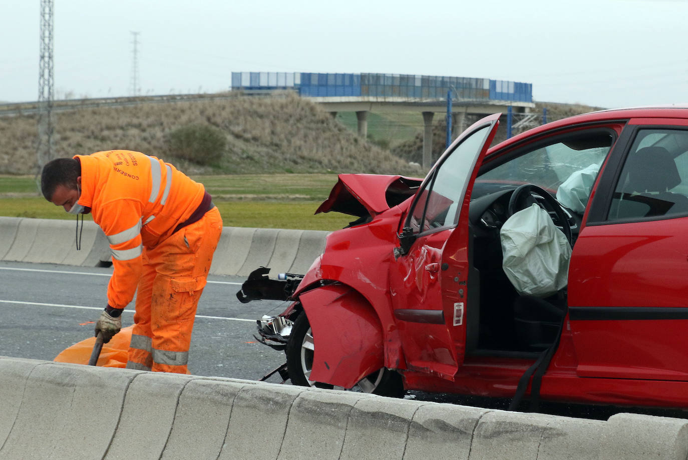 Colisión entre dos vehículos en Garcillán.