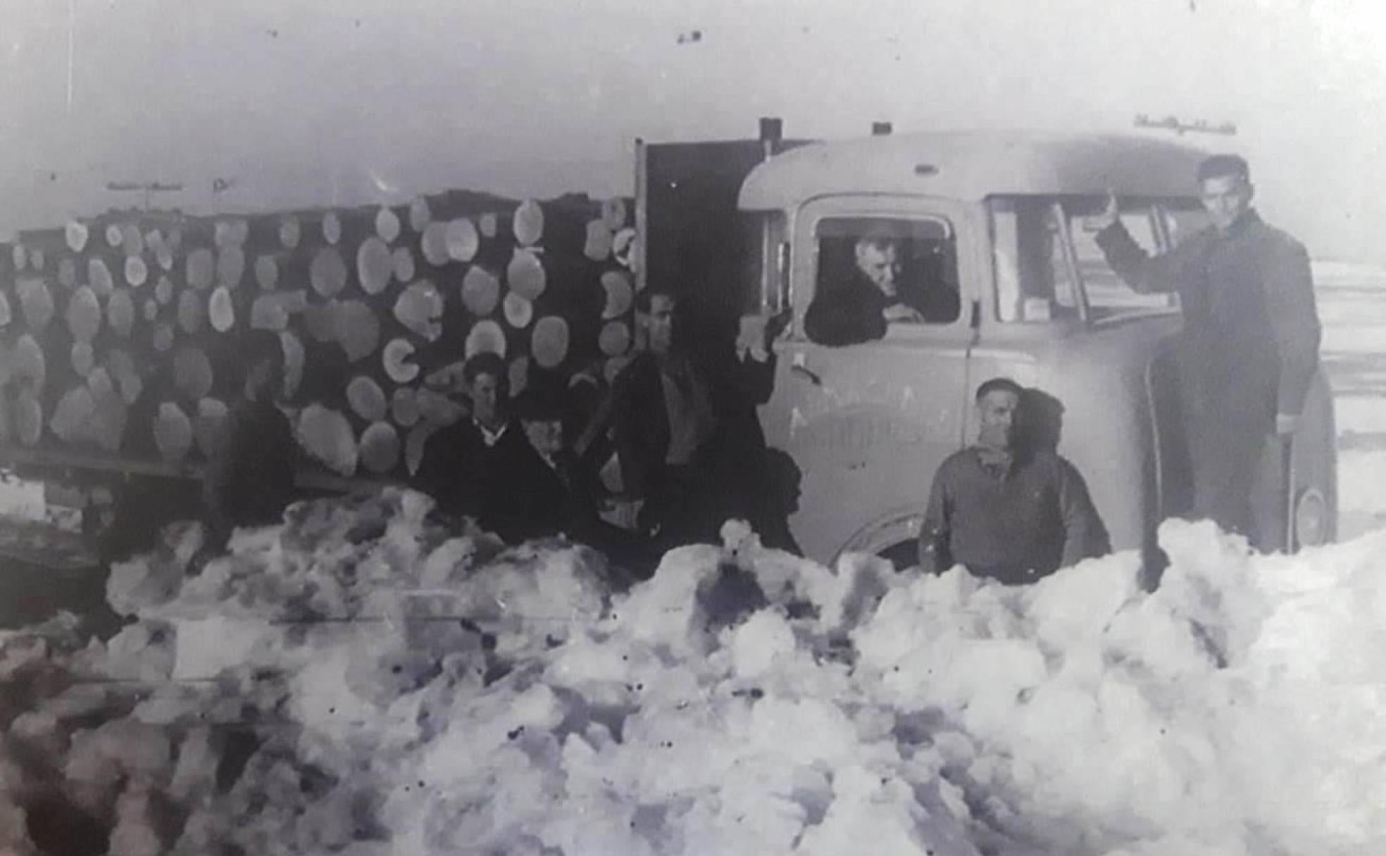 65 años de la gran nevada, cuando las campanas tocaron a solidaridad en Berrueces