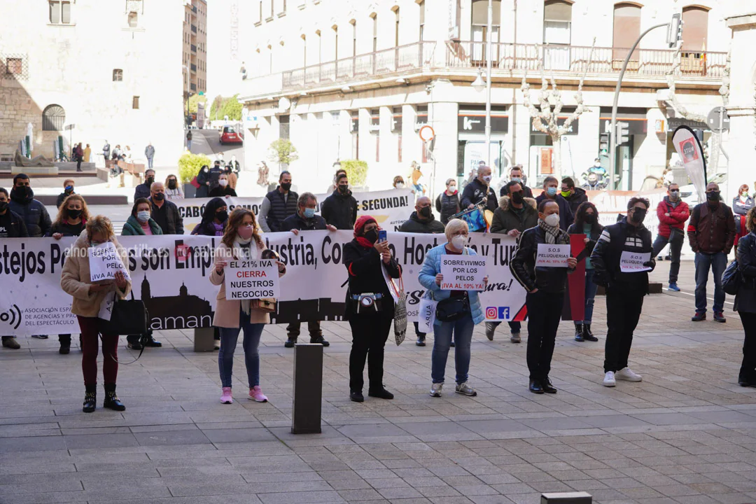 Fotos: Caravana de autónomos para pedir ayudas directas para mantener su actividad