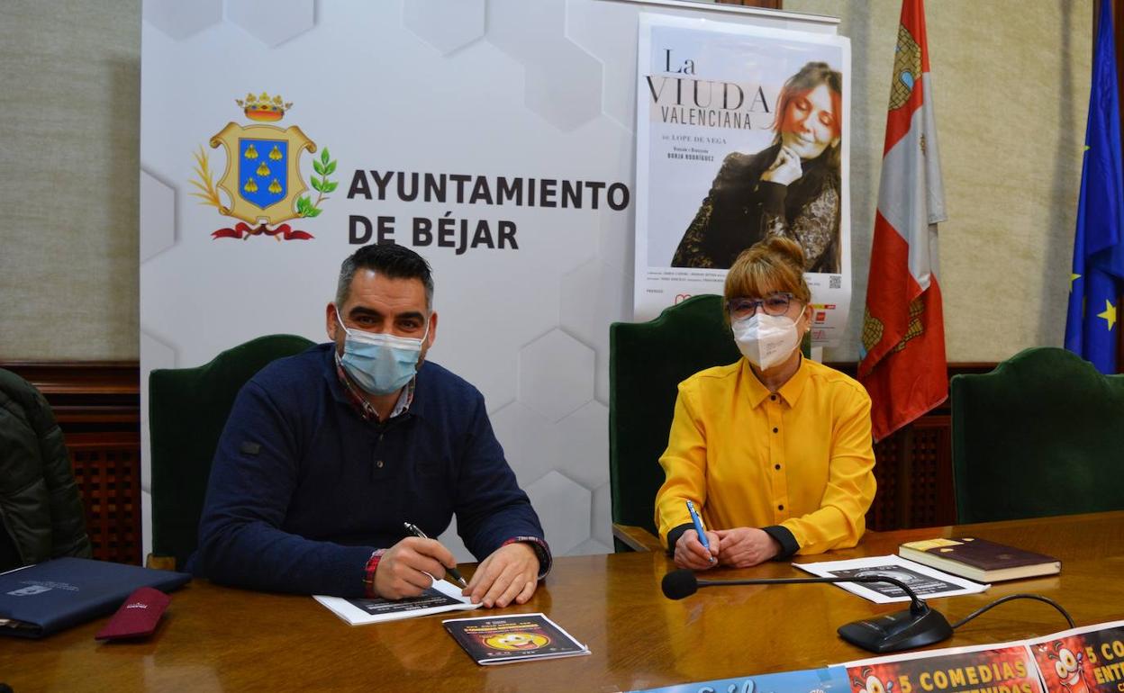 Presentación de la programación teatral. 