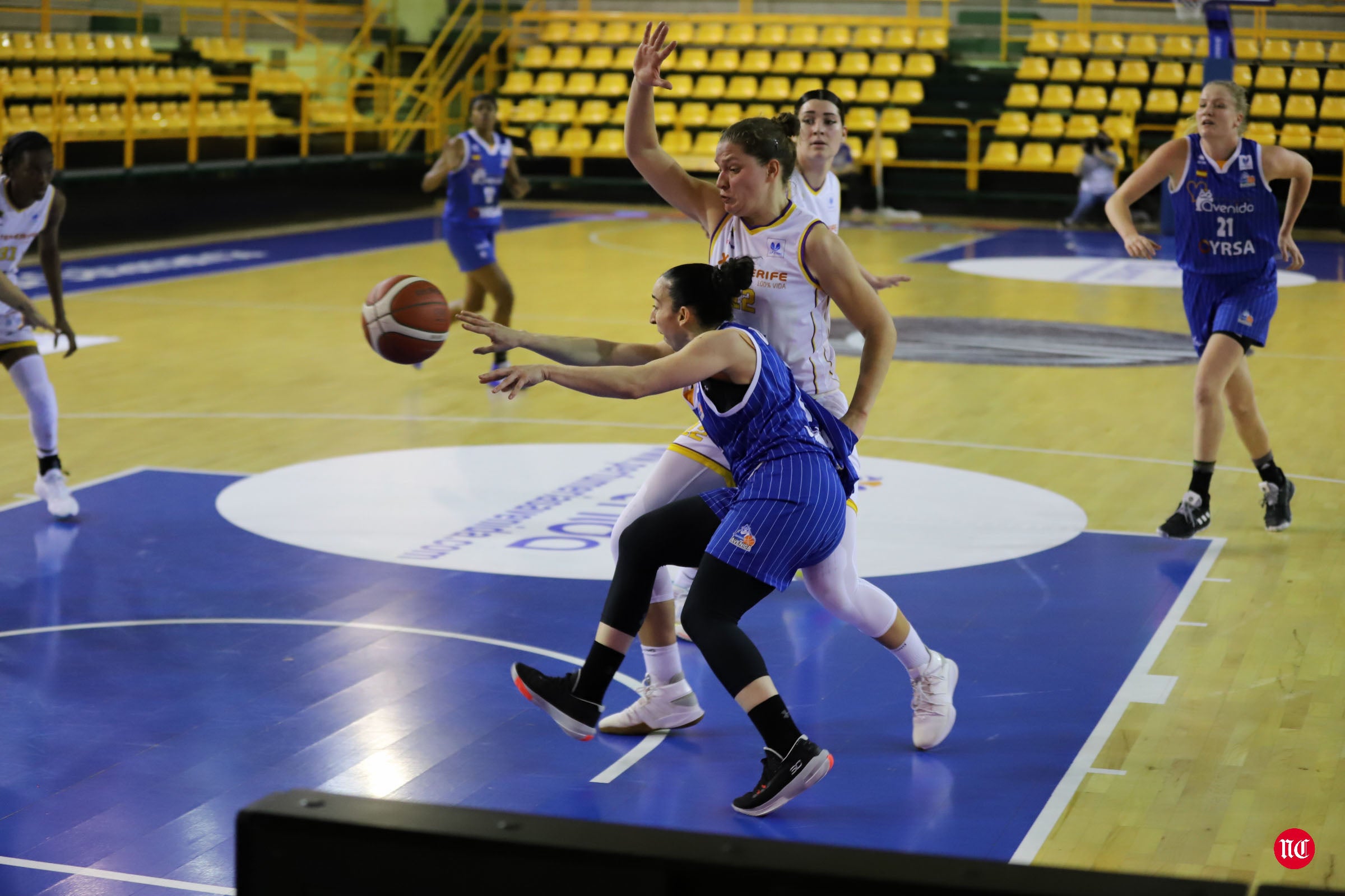 Fotos: Avenida 76-36 Ciudad de la Laguna