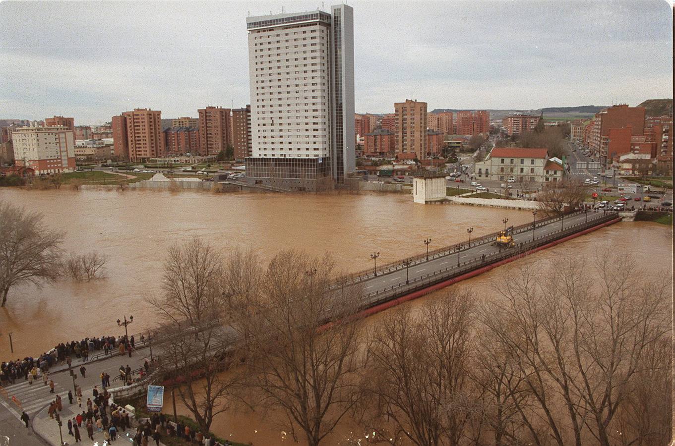 Fotos: El día que el Pisuerga disparó las alarmas en Valladolid