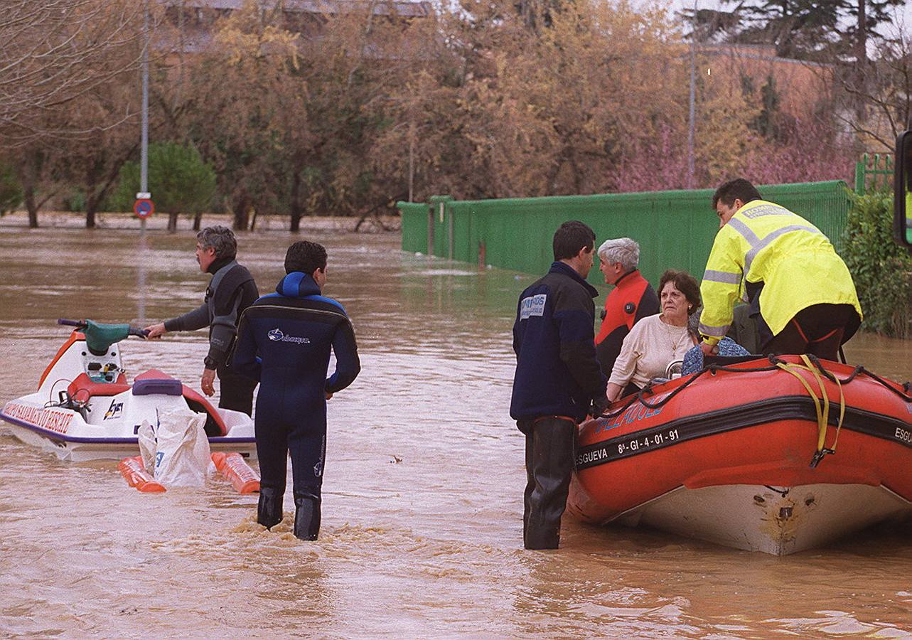 Fotos: El día que el Pisuerga disparó las alarmas en Valladolid