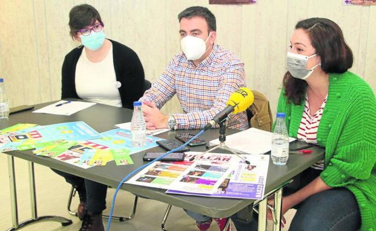 Presentación de la campaña 'Haz piña' en Cuéllar. 