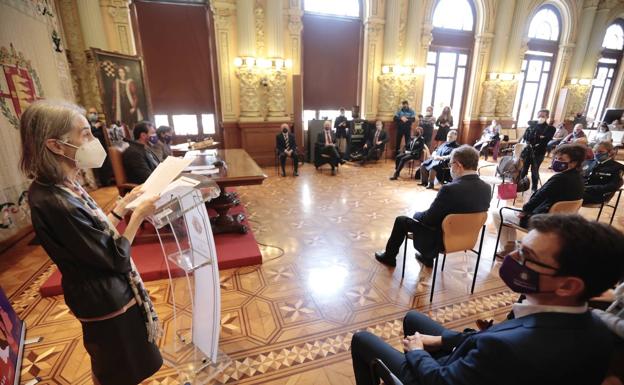 Valladolid reivindica en el 8M una mirada al pasado para ensalzar «el papel protagonista de la mujer en la Historia» 