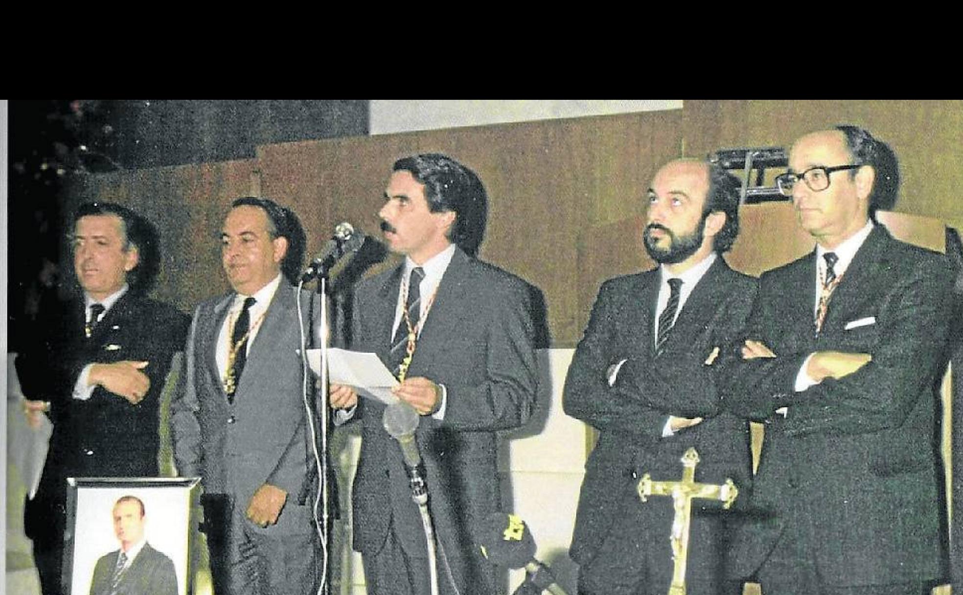 Acto de investidura de José María Aznar. 
