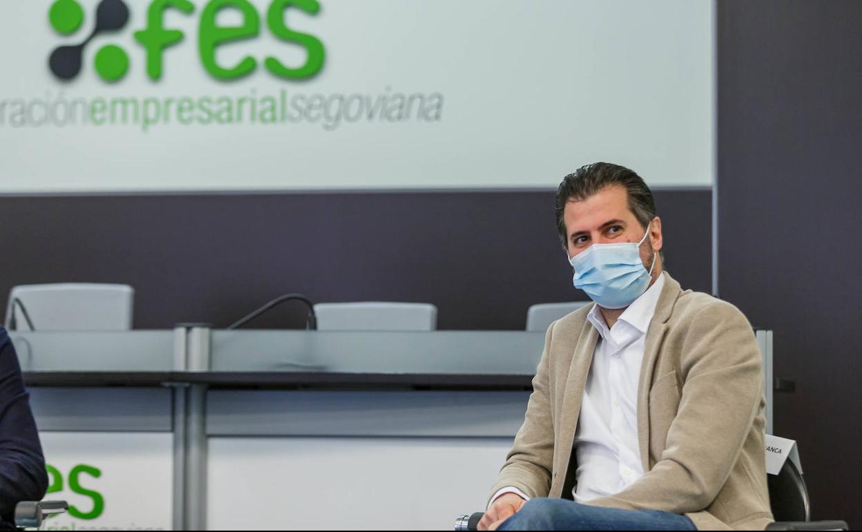 Tudanca sobre Ciudadanos: «Ellos mismos dicen que no se puede confiar en el PP porque son corruptos»