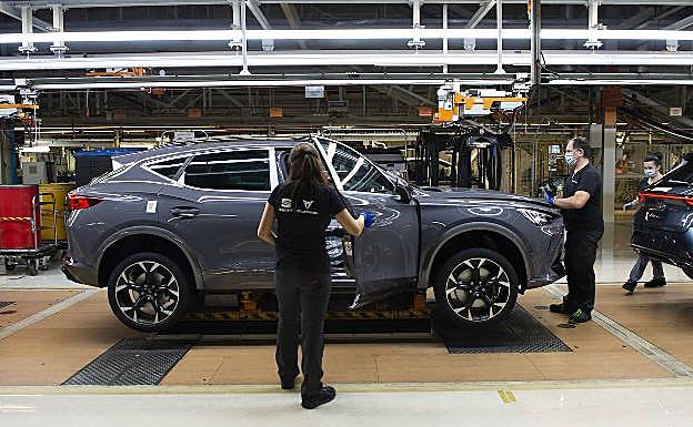 Línea de montaje del Cupra Formentor en Martorell 
