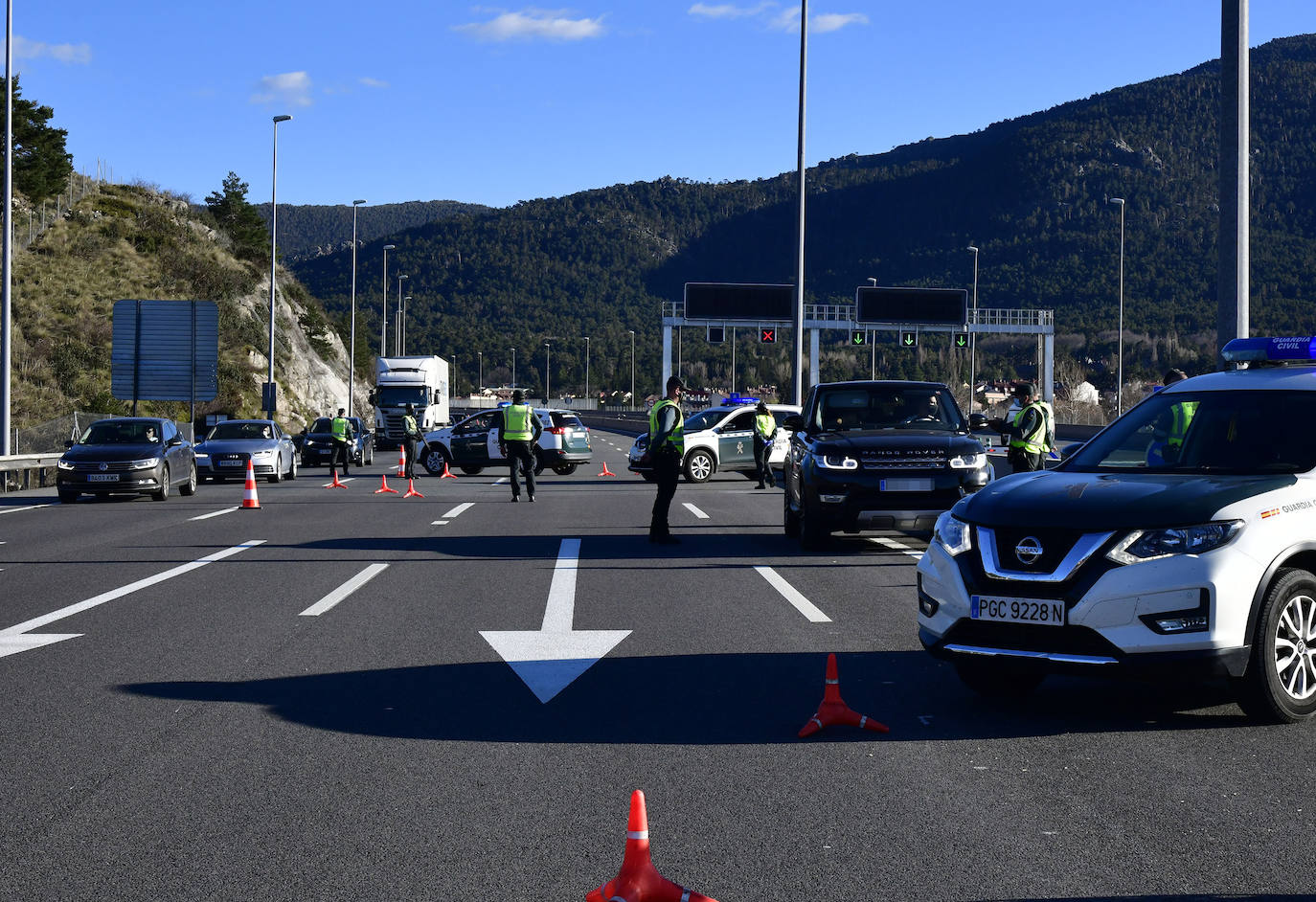Controles policiales con motivo del cierre perimetral 