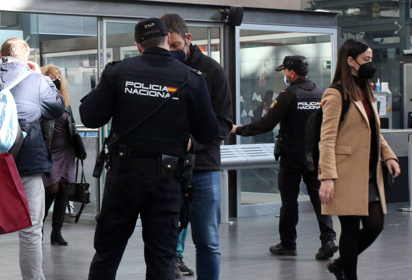 Controles policiales con motivo del cierre perimetral 