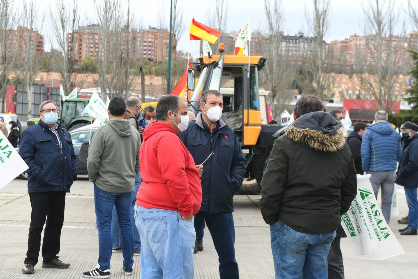 Fotos: Protesta de ganaderos en Valladolid en contra de la sobreprotección del lobo
