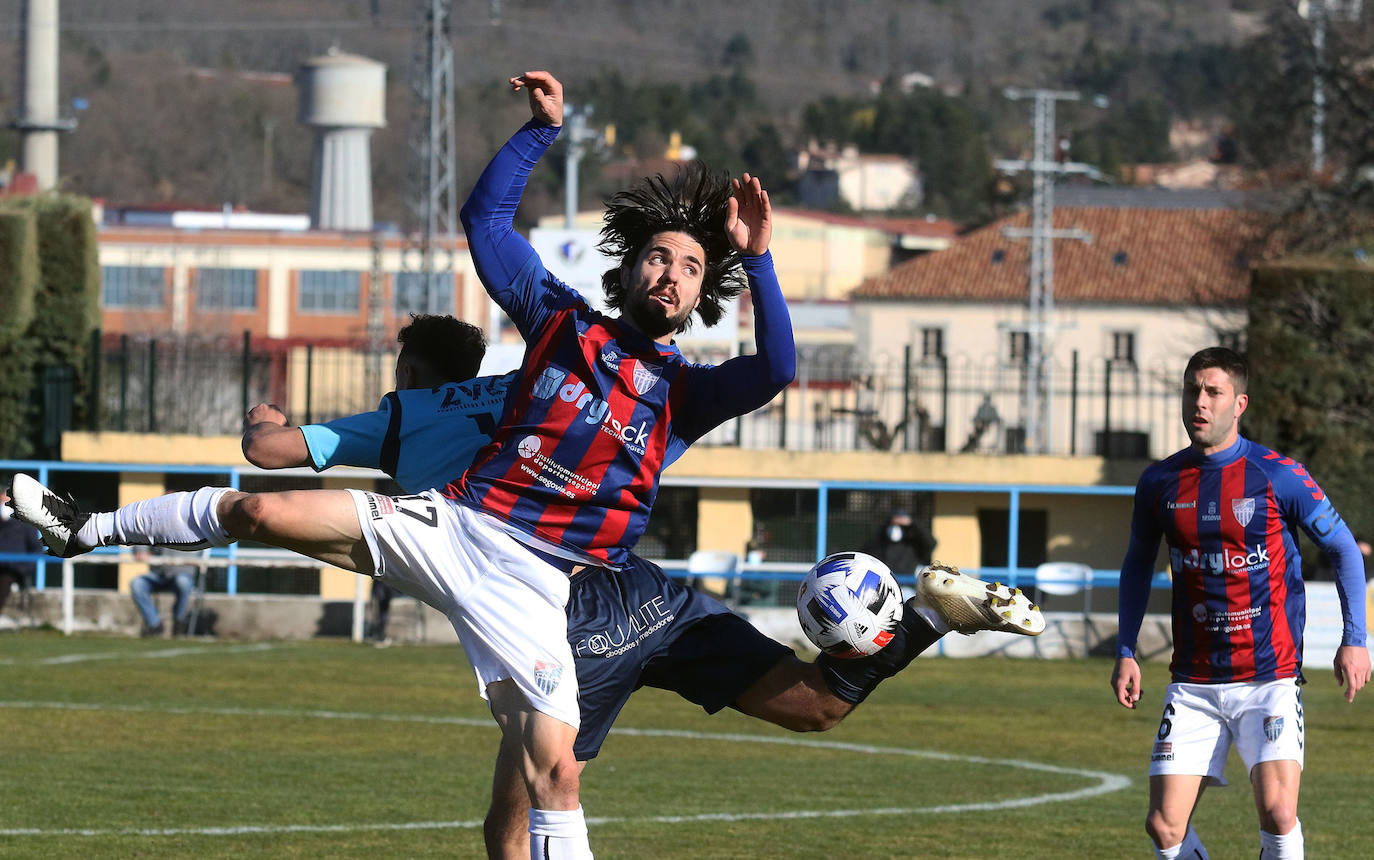 Encuentro de la tercera división entre la Granja y la Gimnástica 
