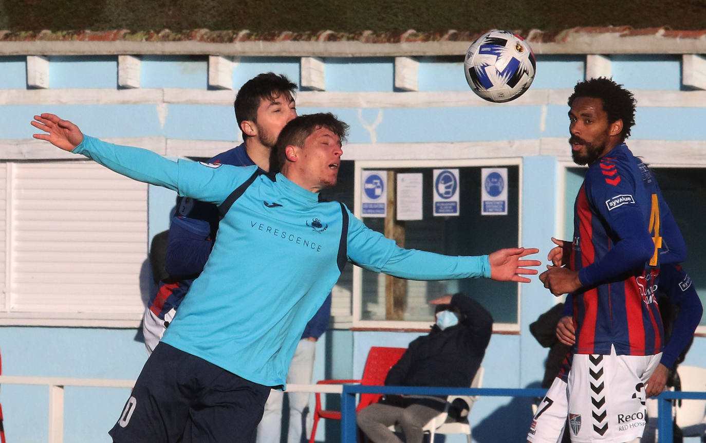 Encuentro de la tercera división entre la Granja y la Gimnástica 