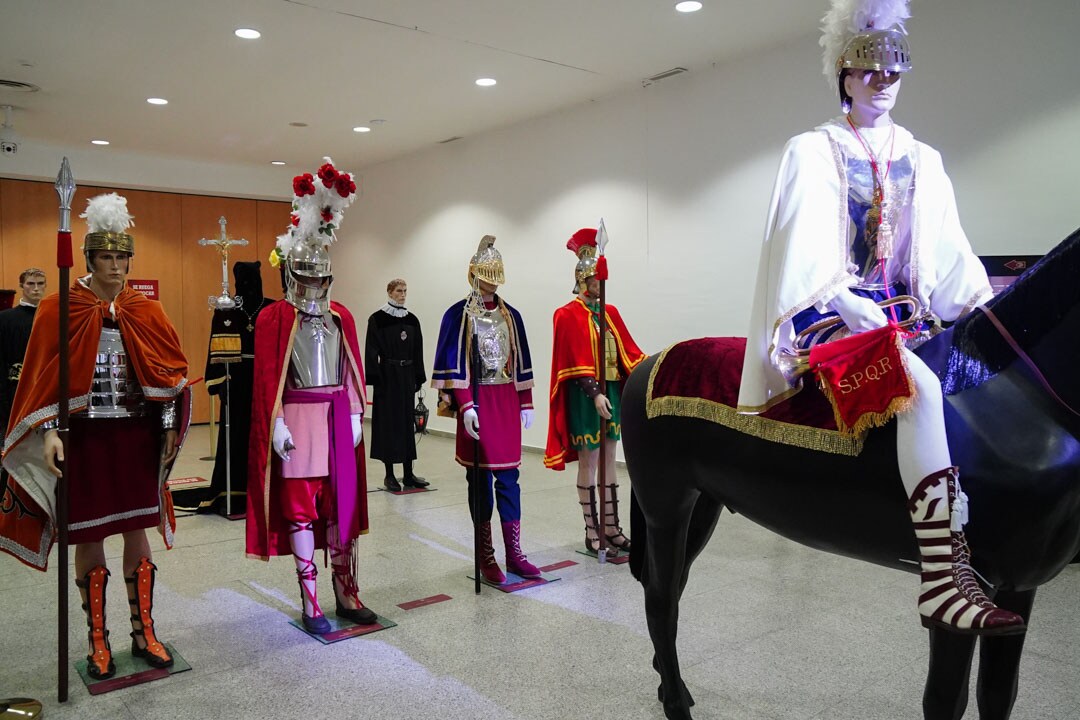 La exposición 'Procesión' se puede contemplar en el Palacio de Congresos de Salamanca 