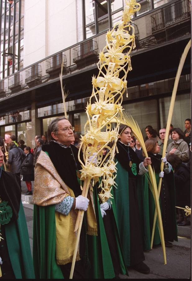 2000.