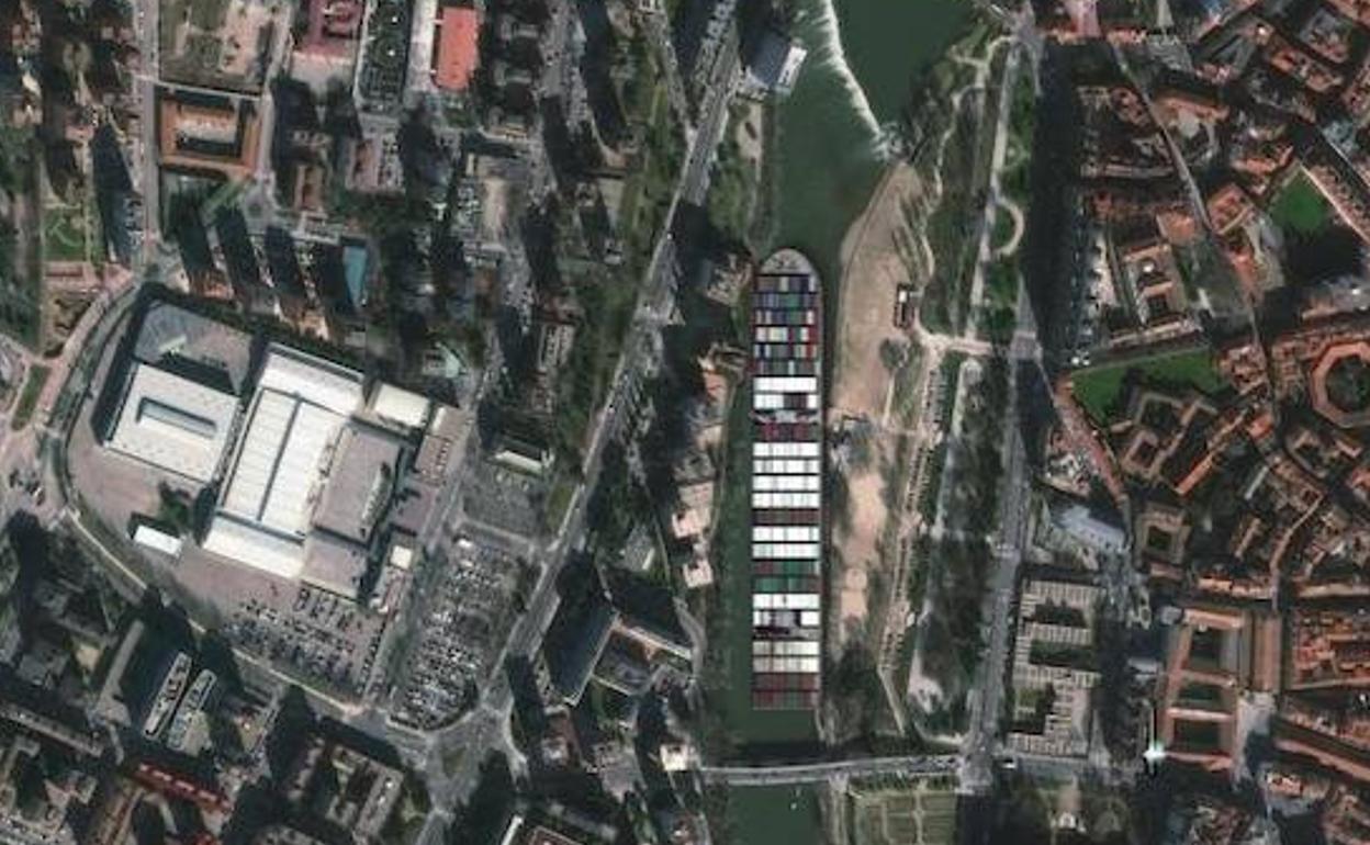 Así estaría el barco del canal de Suez si hubiera encallado en Valladolid: más largo que Recoletos y la calle Santiago