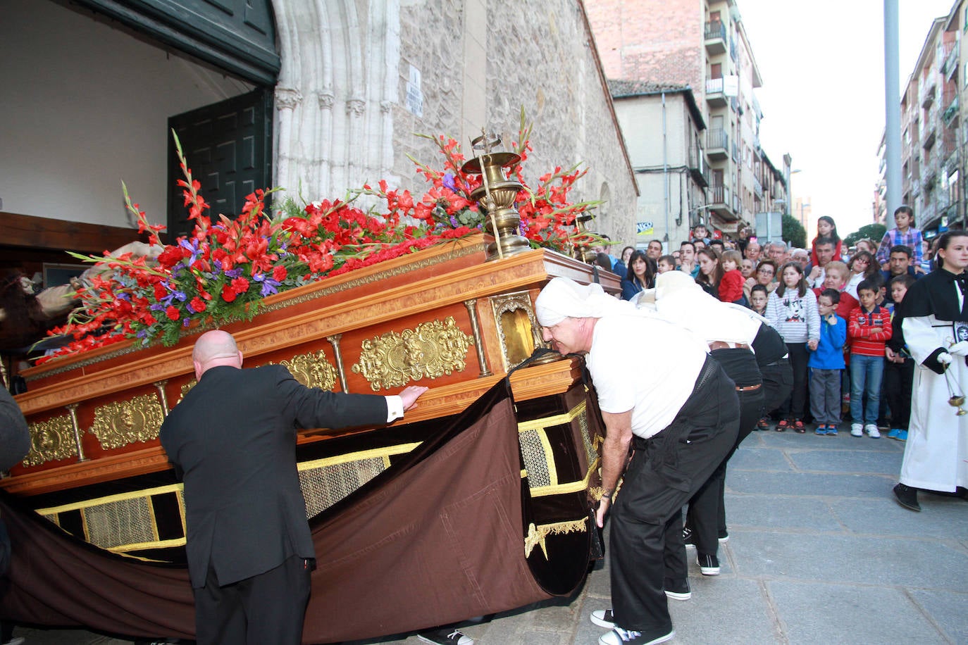 Procesión de los Cinco Misterios en Segovia