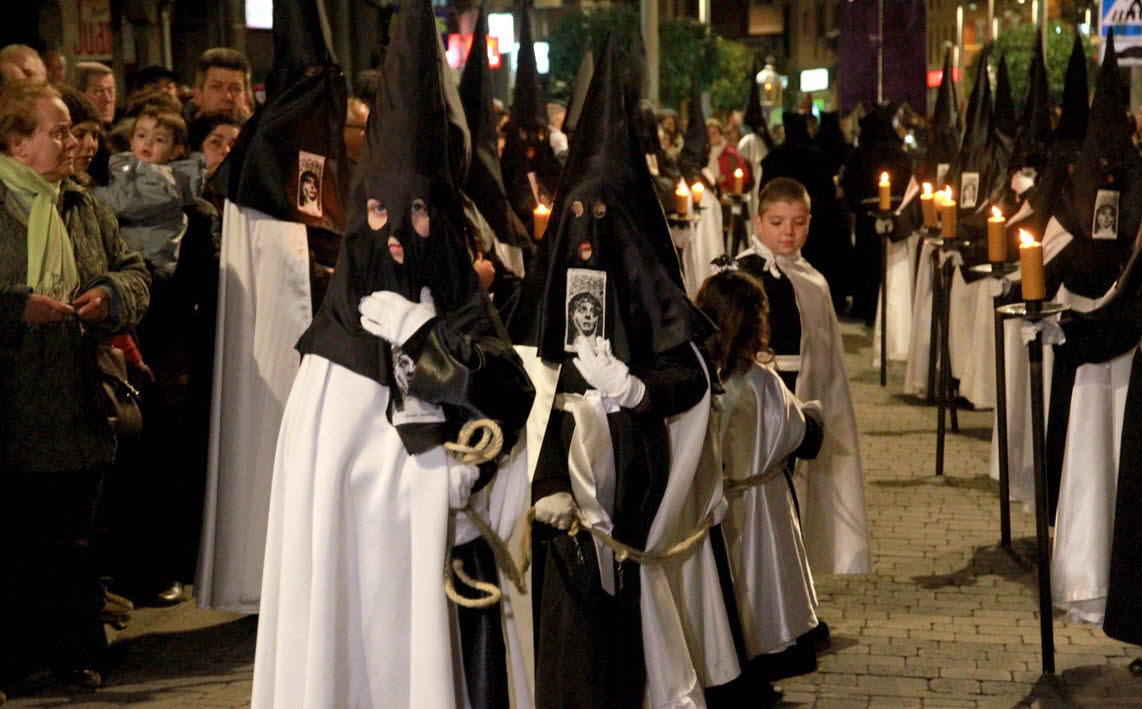 Procesión de los Cinco Misterios en Segovia