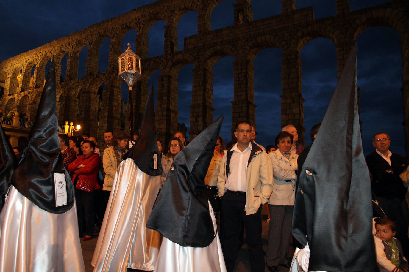 Procesión de los Cinco Misterios en Segovia