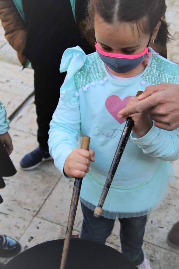 Fotos: Los tapetanes vuelven a sonar en Rioseco