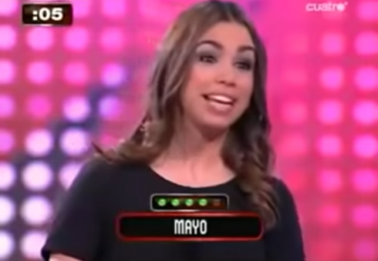 'Cerral' y Elena Furiase, un clásico en las redes sociales para dar la bienvenida al mes de abril