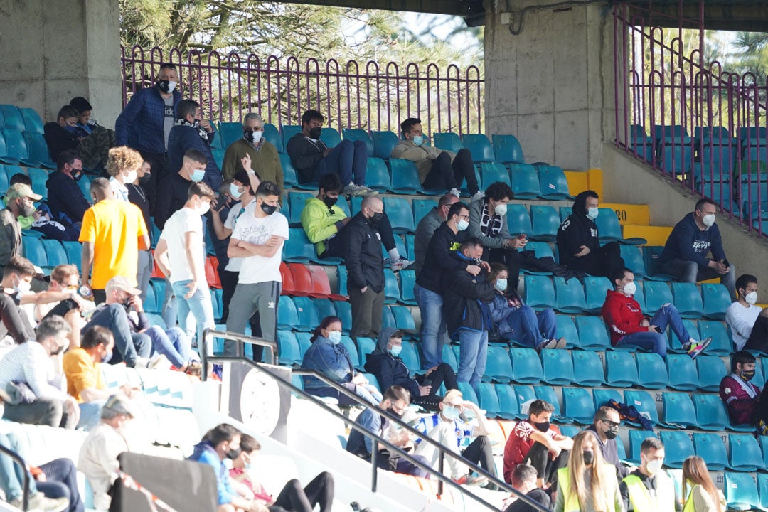 Aficionados del Salamanca en el Helmántico