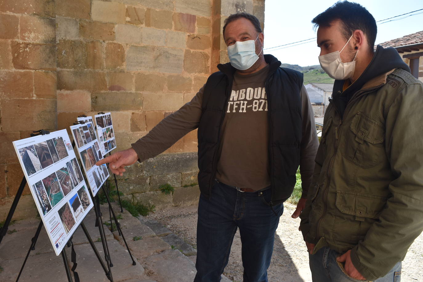 Fotos: La iglesia de Barrio de Santa María luce restaurada