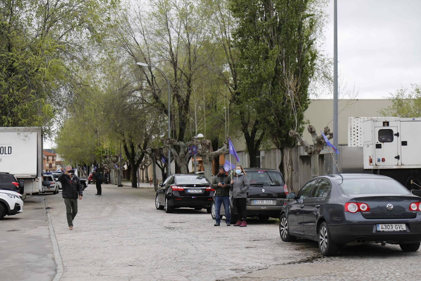 Los coches se echan a la calle para reivindicar la Autovía del Duero. 