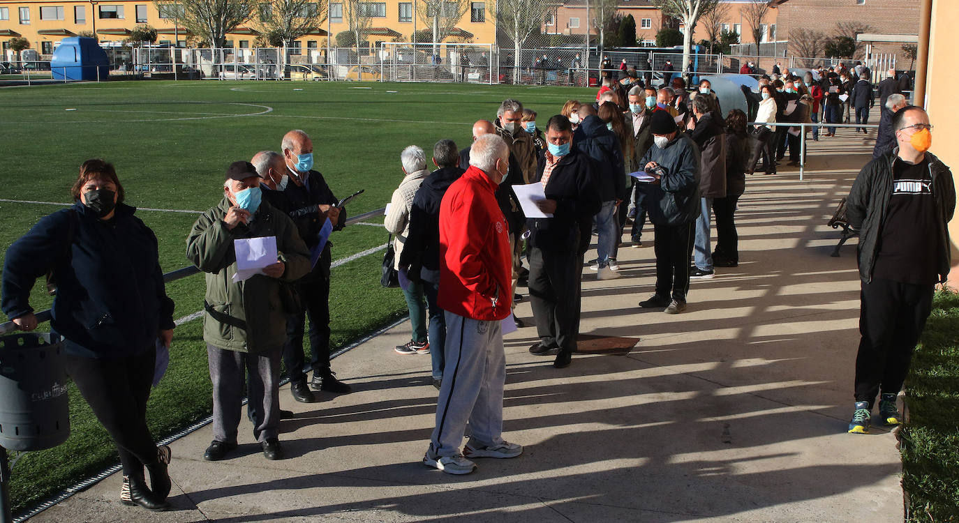 Reparto de mascarillas en Segovia 