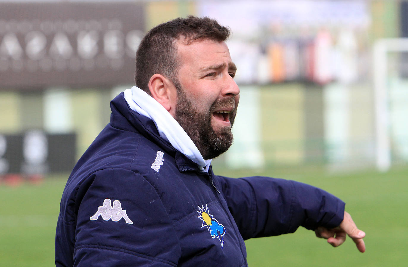 Jugadas del encuentro entre la Segoviana y el Astorga.