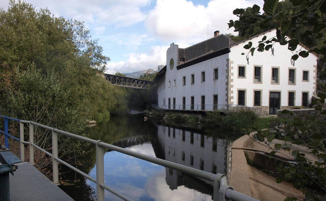 Ruta de las Fábricas de Béjar que pasa junto al Museo Textil.