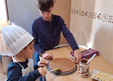 Imagen secundaria 1 - Recetario Degusta: Irresistible tarta de huesitos