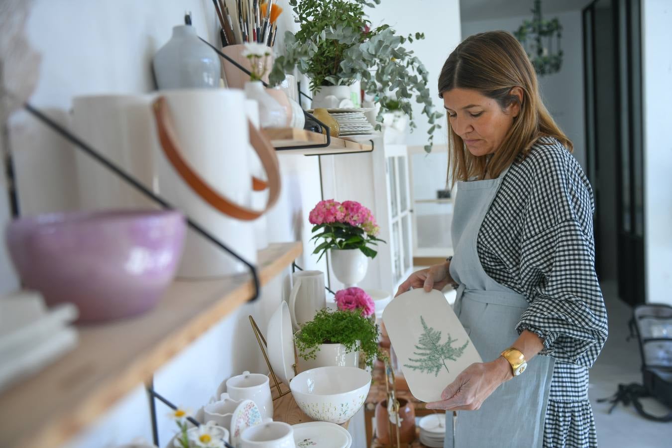 Fotos: La diseñadora Elsa Mateo nos abre las puertas de su taller de cerámica Mouette 12